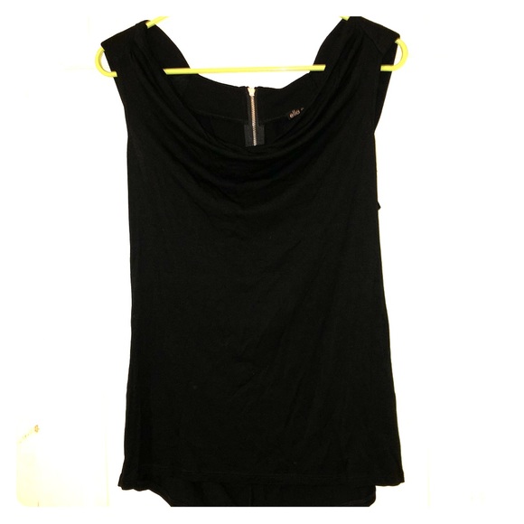 Ella Moss Top - Picture 1 of 3